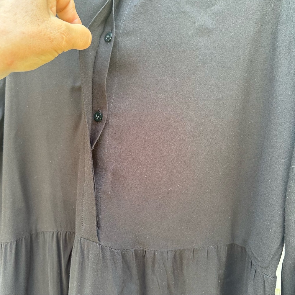 H&M Elegant Black Collar Tiered Midi Dress - Picture 4 of 7